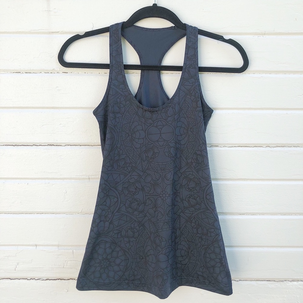 Lululemon Navy and Black Racerback Tank Top Size 4